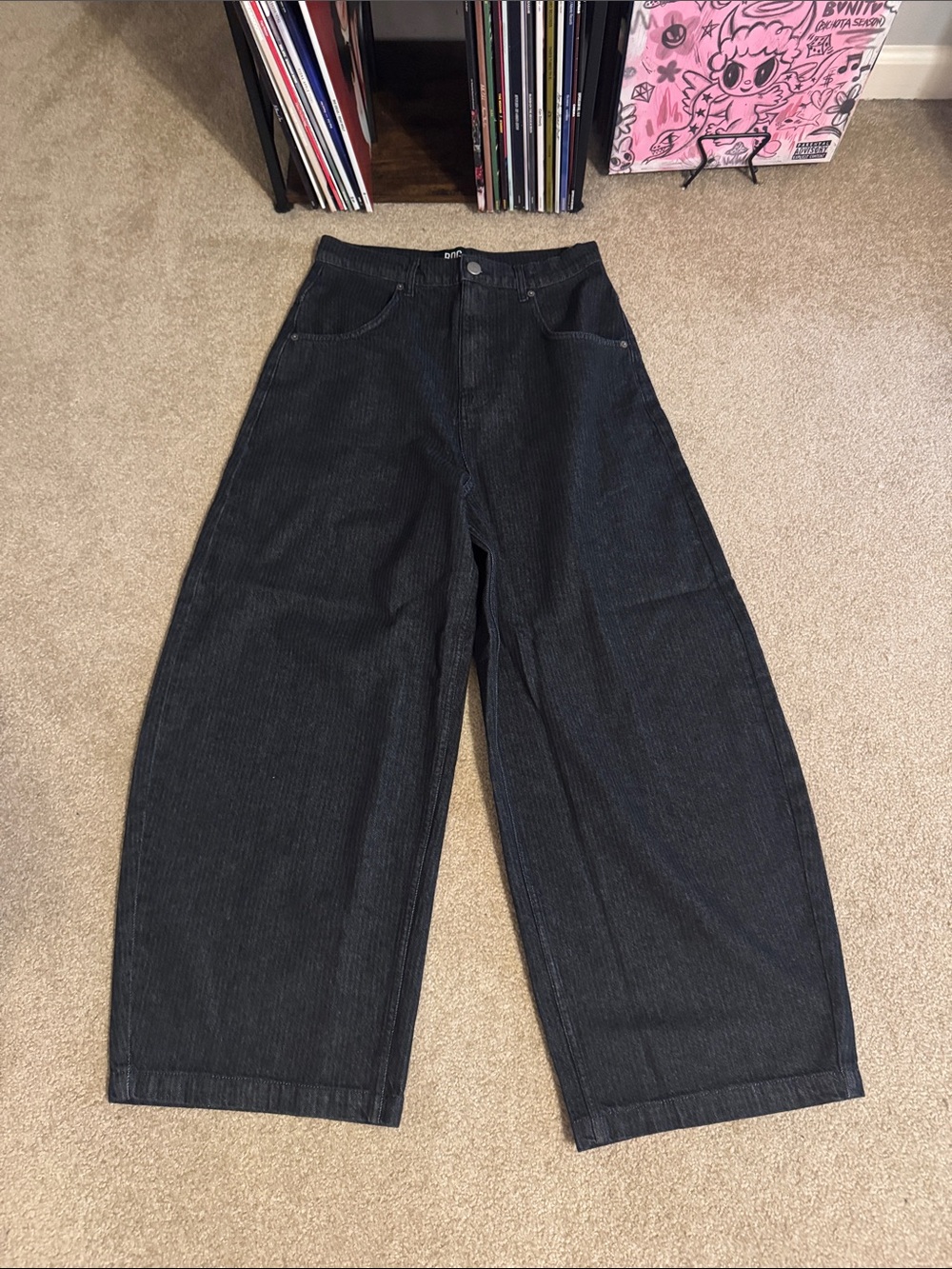 Wide-Leg Jeans in Black - Women's never worn brand new